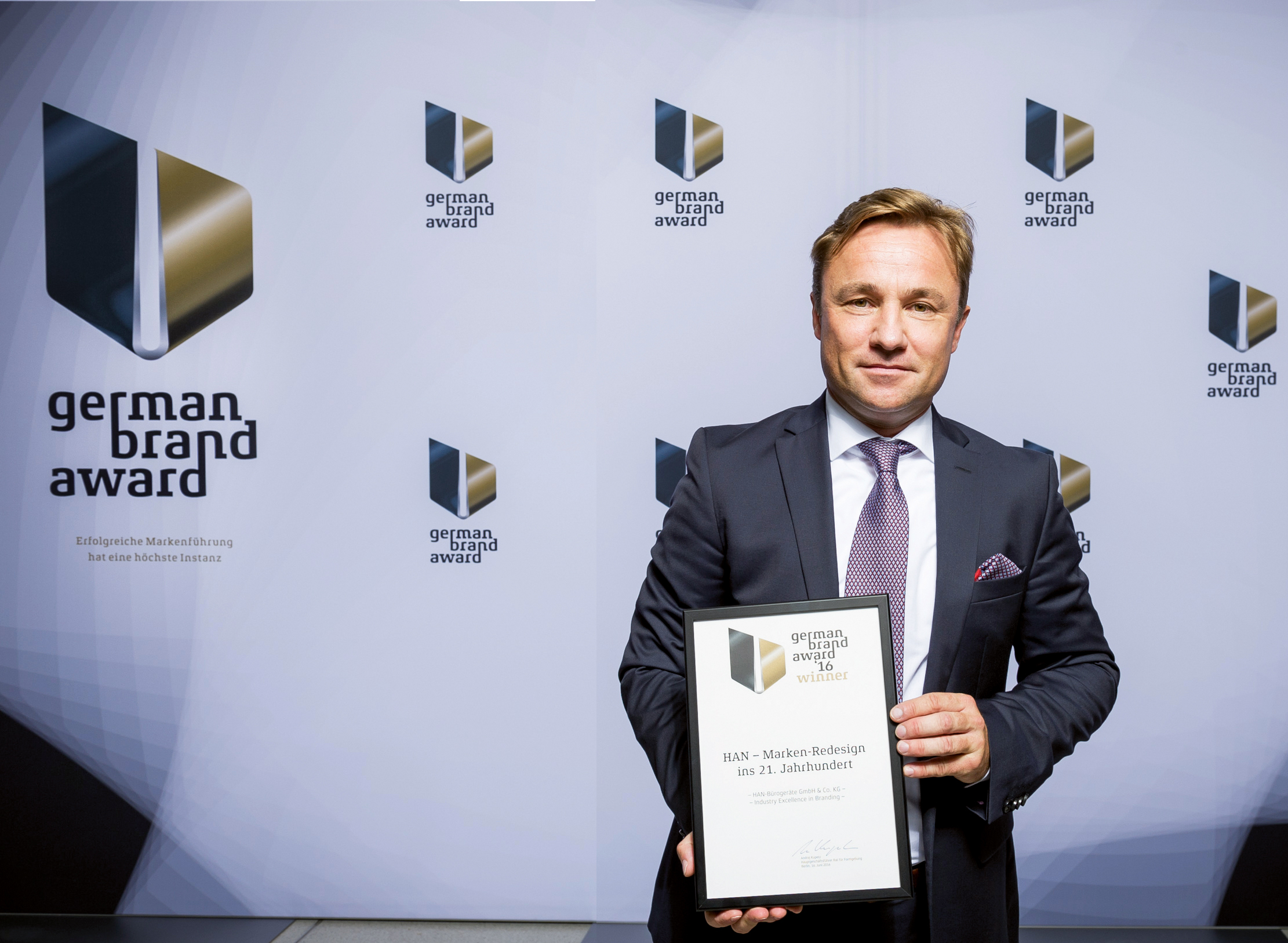Verleihung der Urkunde German Brand Award 2016